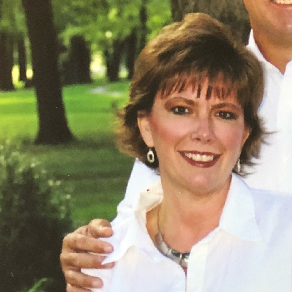 Meet your Posher, Debbie